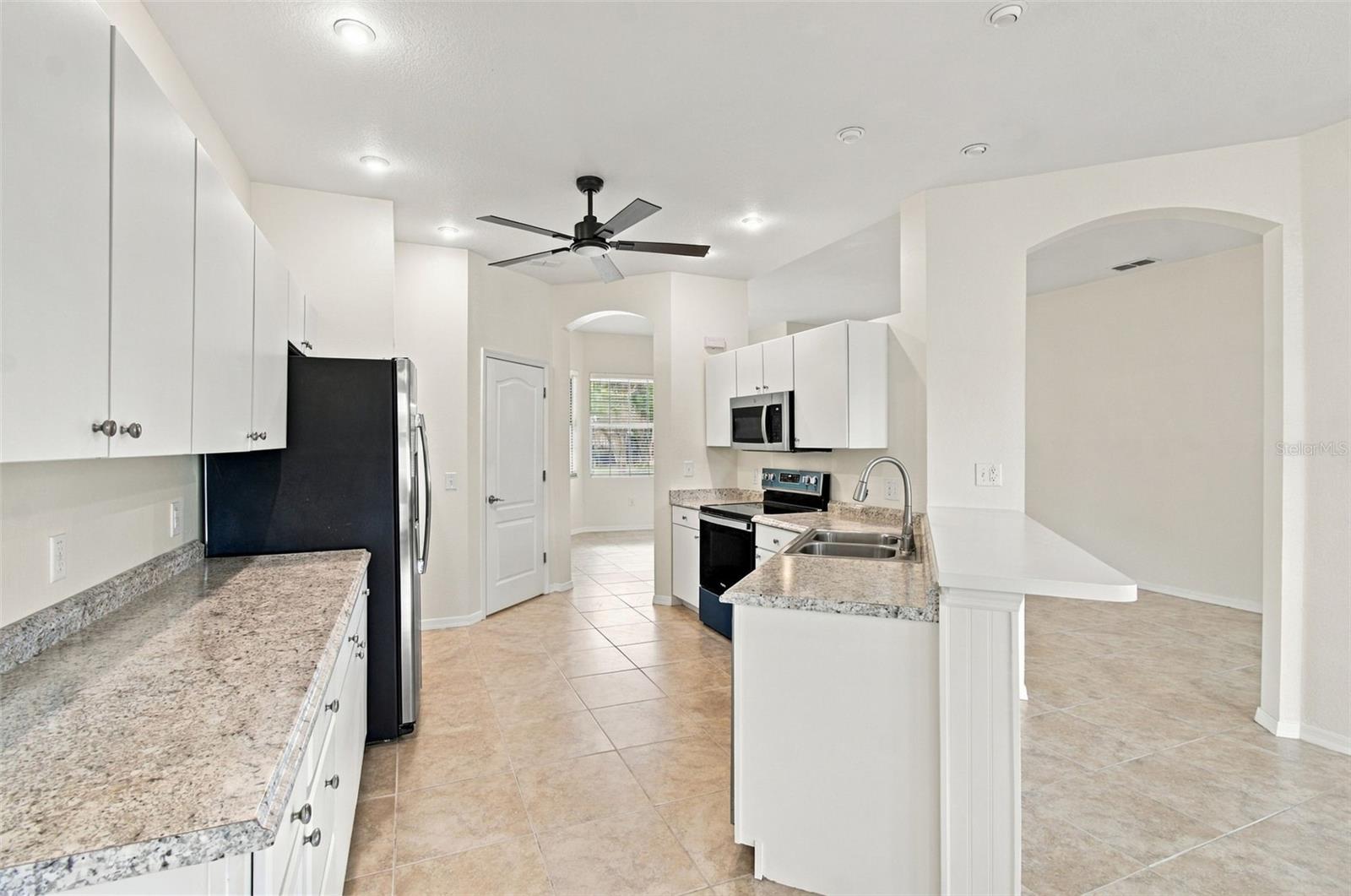 2804 BROOKE PINES CT
