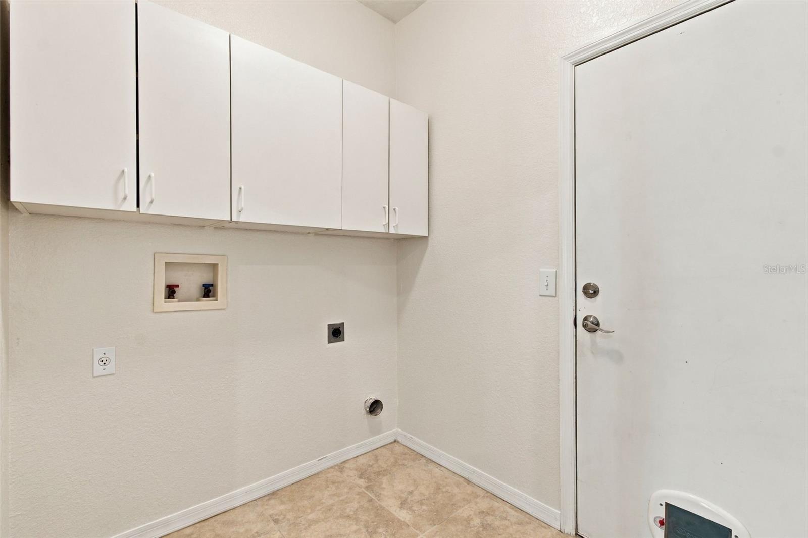 2804 BROOKE PINES CT
