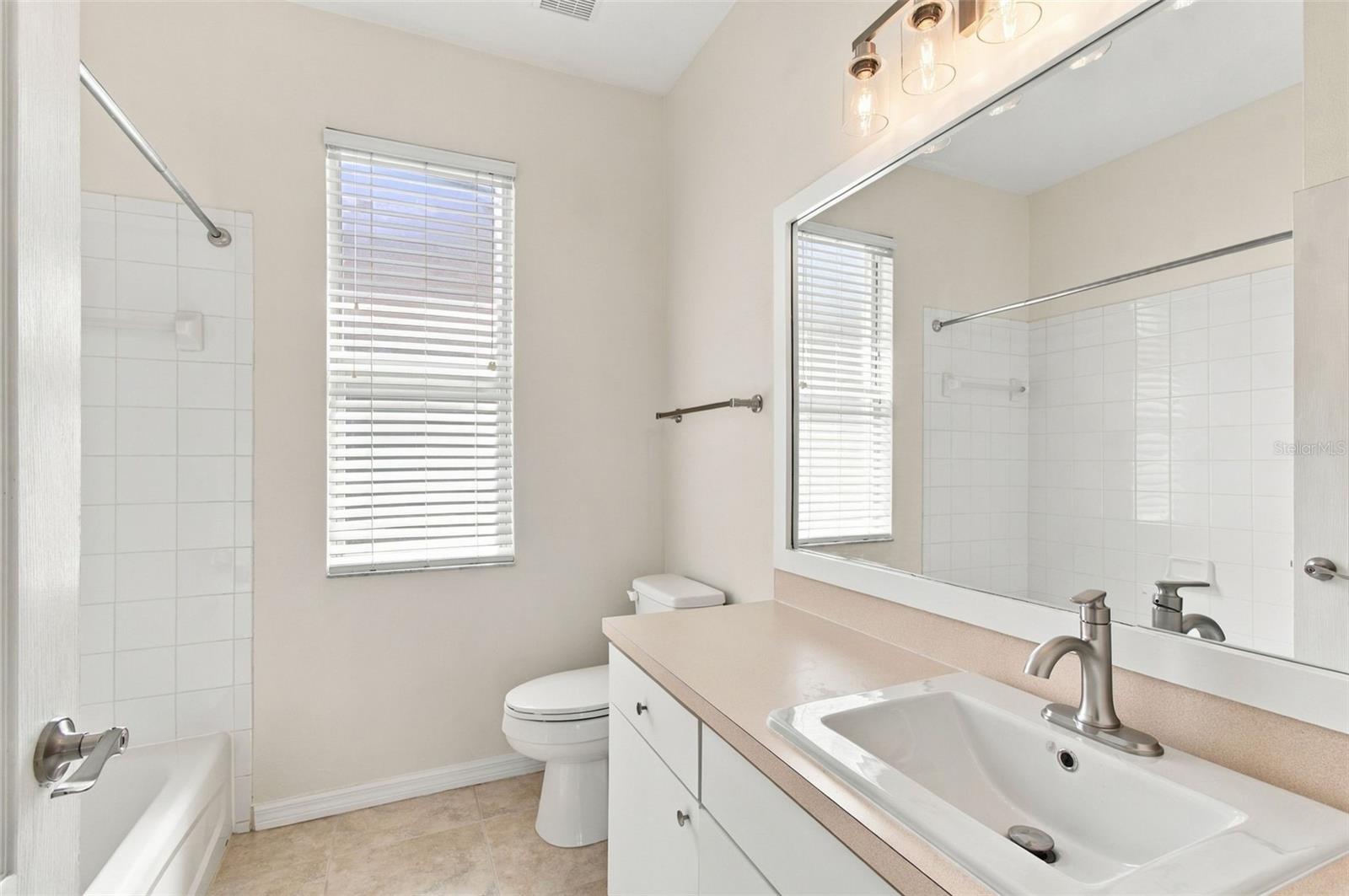 2804 BROOKE PINES CT