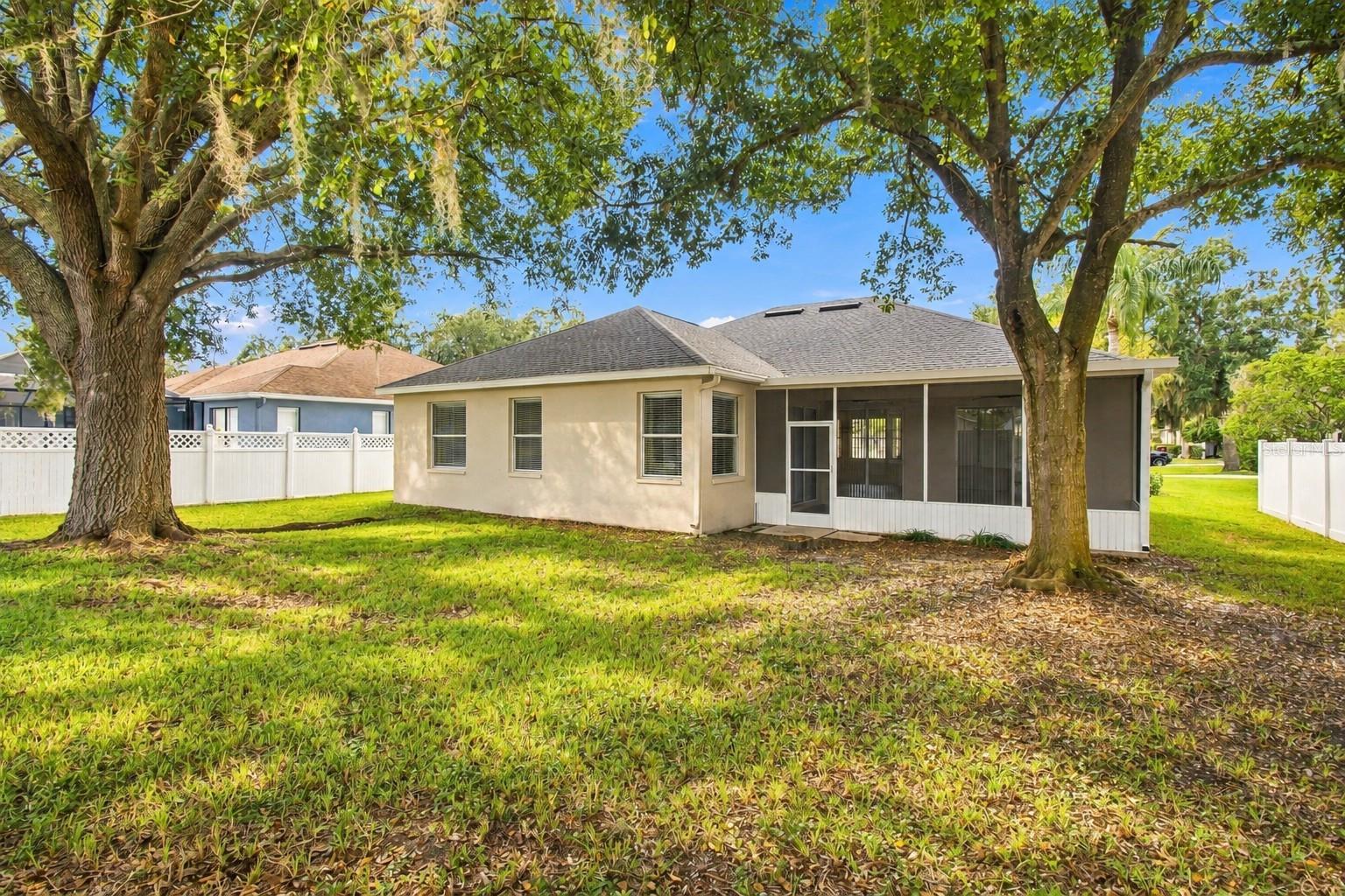 2804 BROOKE PINES CT