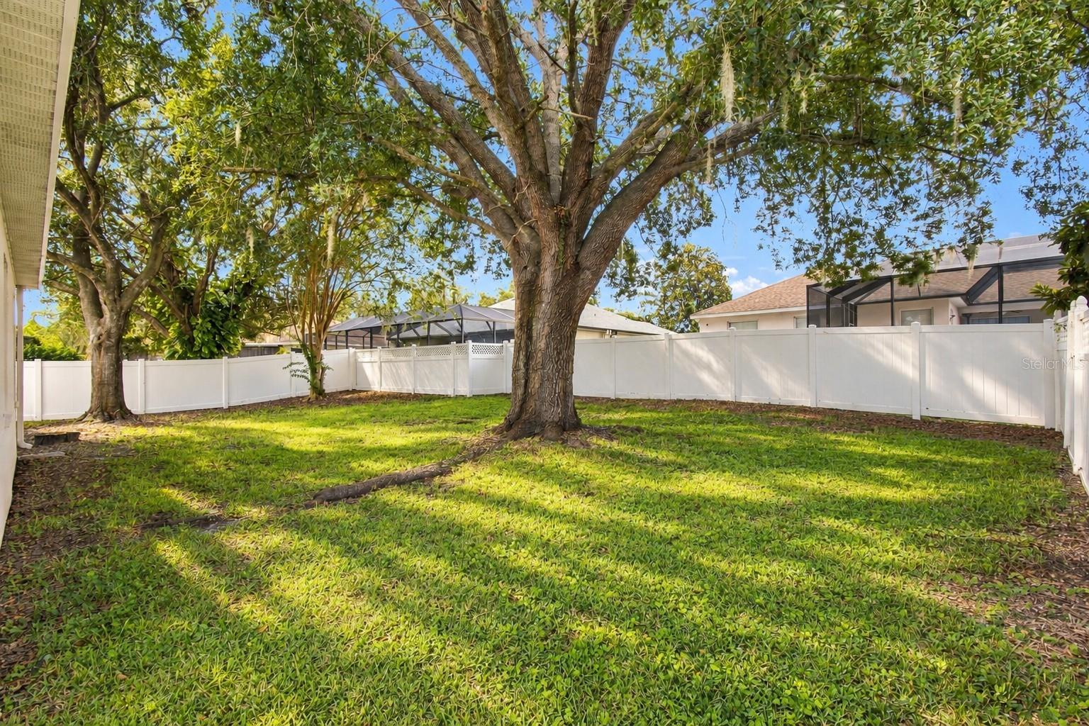 2804 BROOKE PINES CT