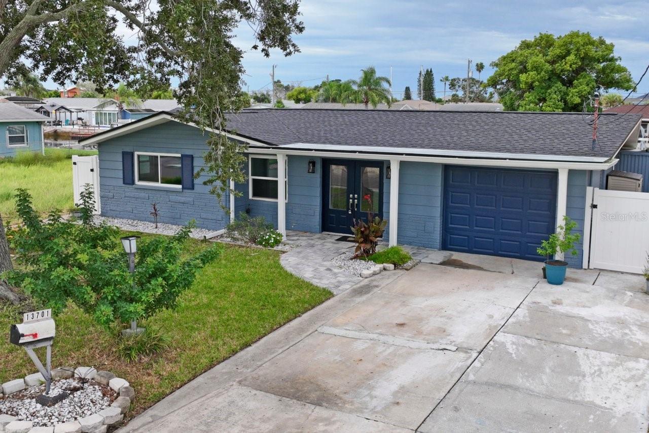 13701 LESLIE DR