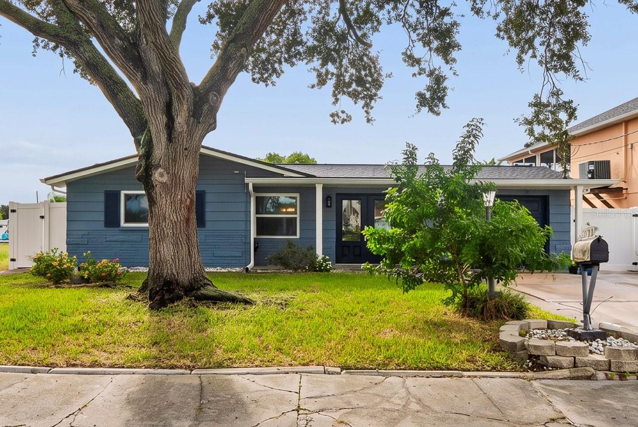 13701 LESLIE DR