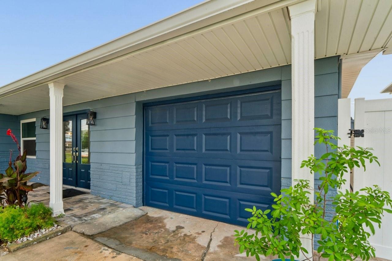 13701 LESLIE DR