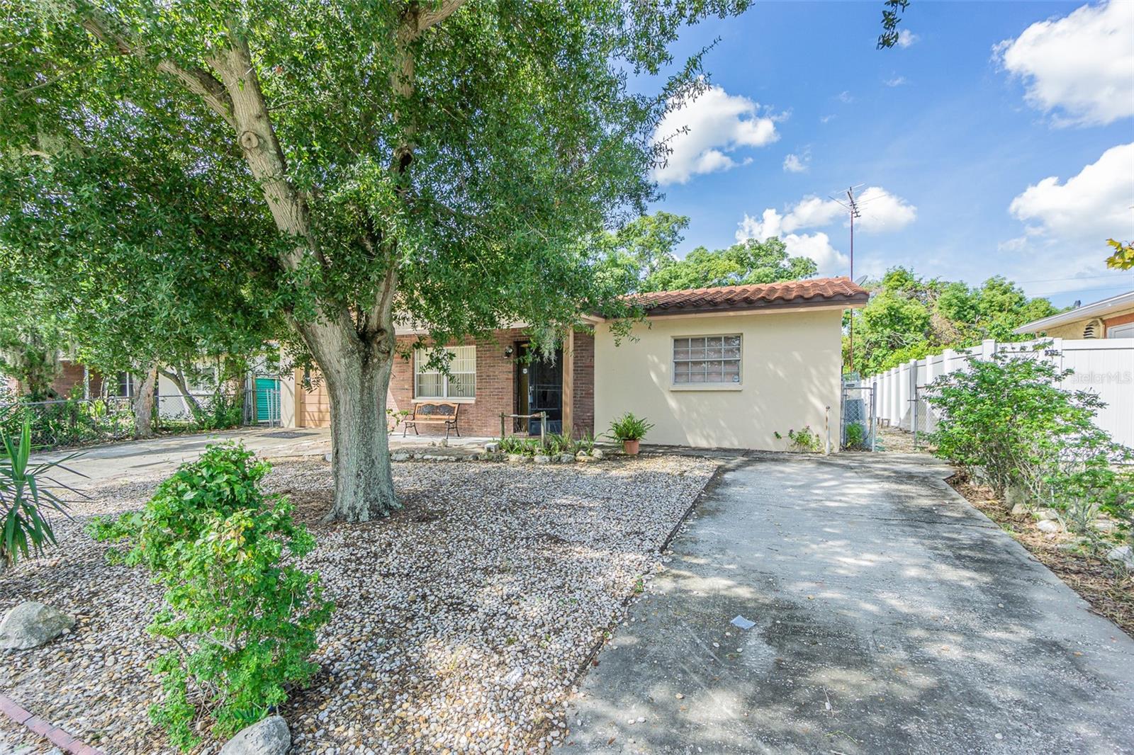9609 RICHWOOD LN
