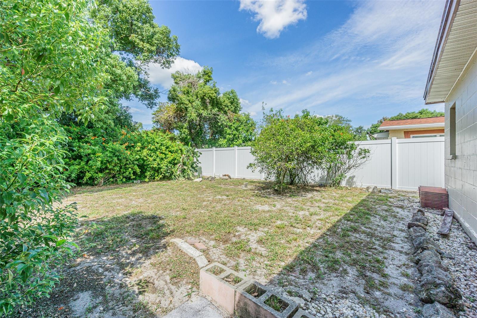 9609 RICHWOOD LN