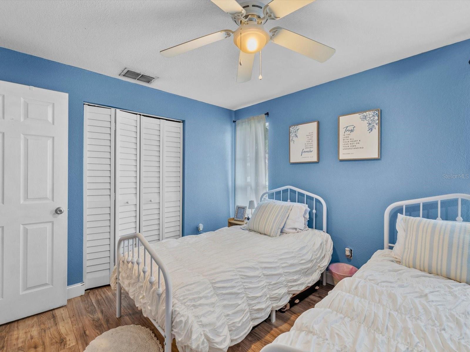 3220 LENWOOD DR