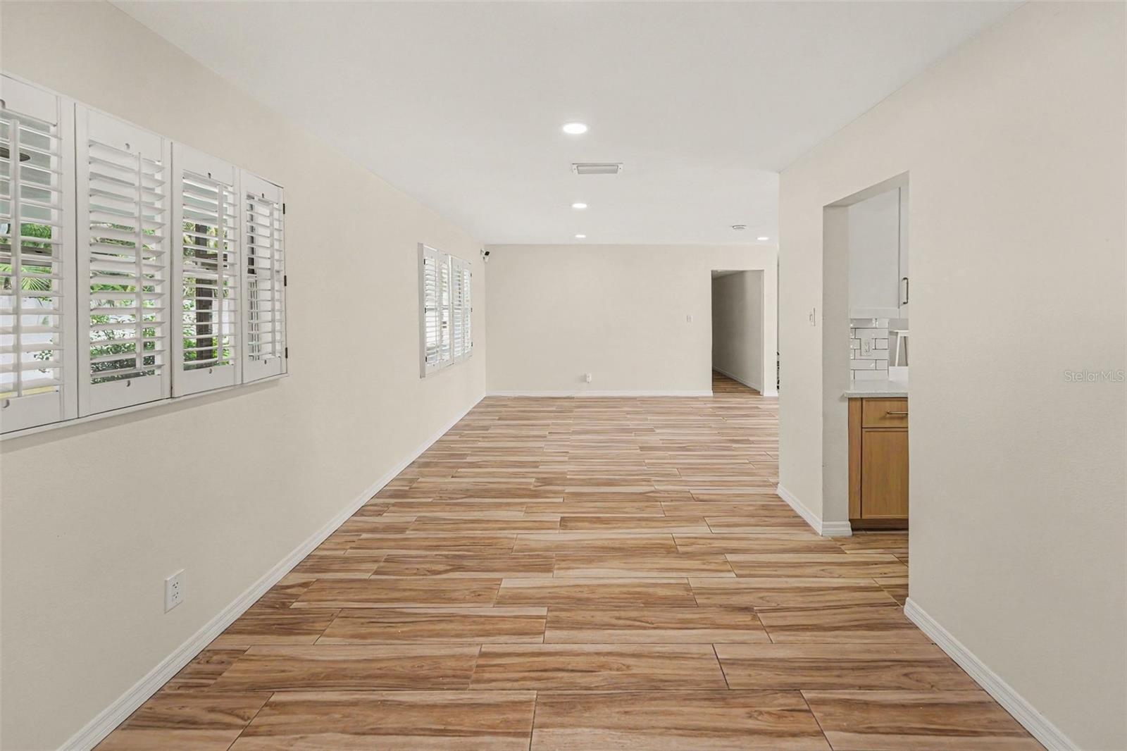 3936 E EDEN ROC CIR #1