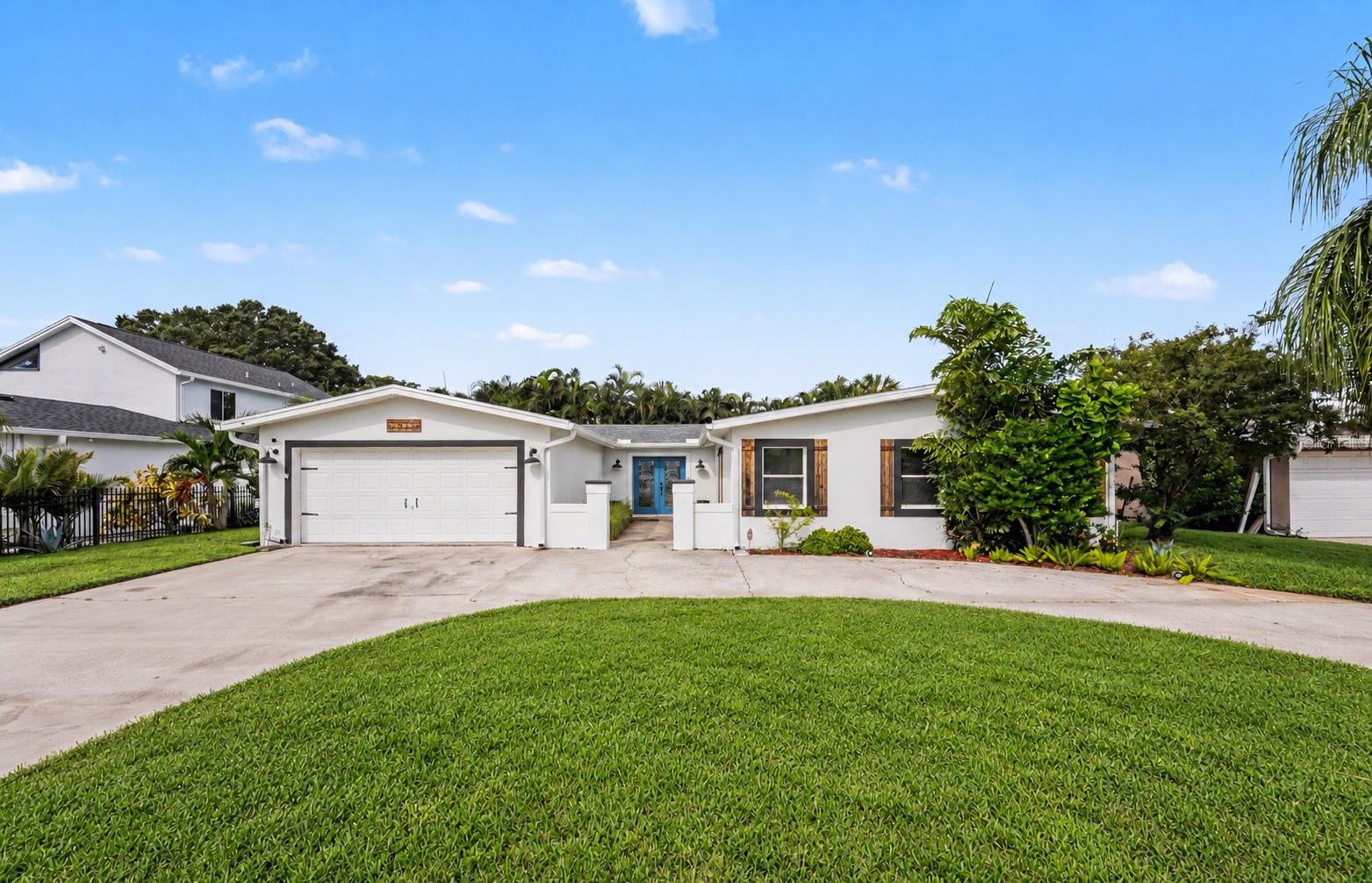 3936 E EDEN ROC CIR #1