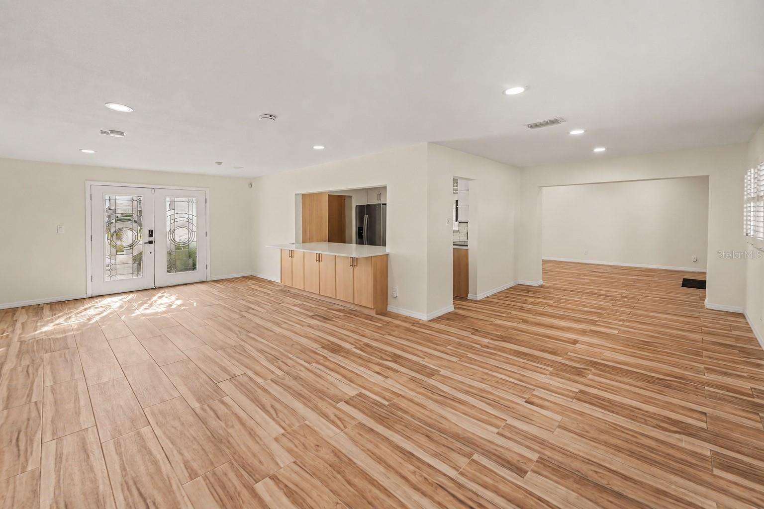 3936 E EDEN ROC CIR #1