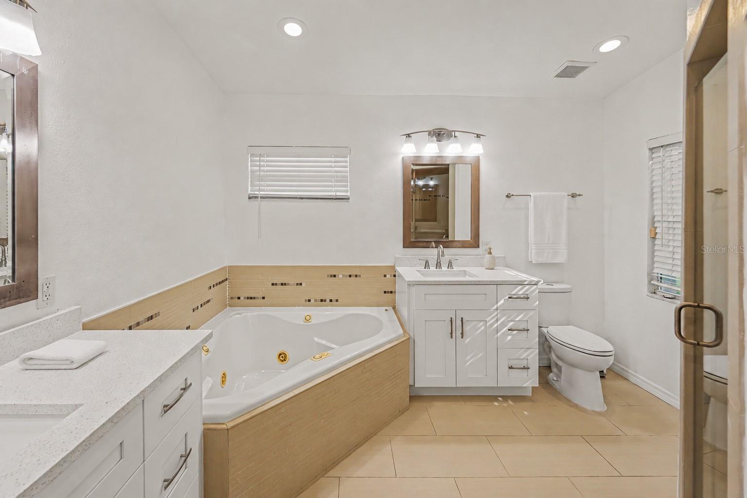 3936 E EDEN ROC CIR #1