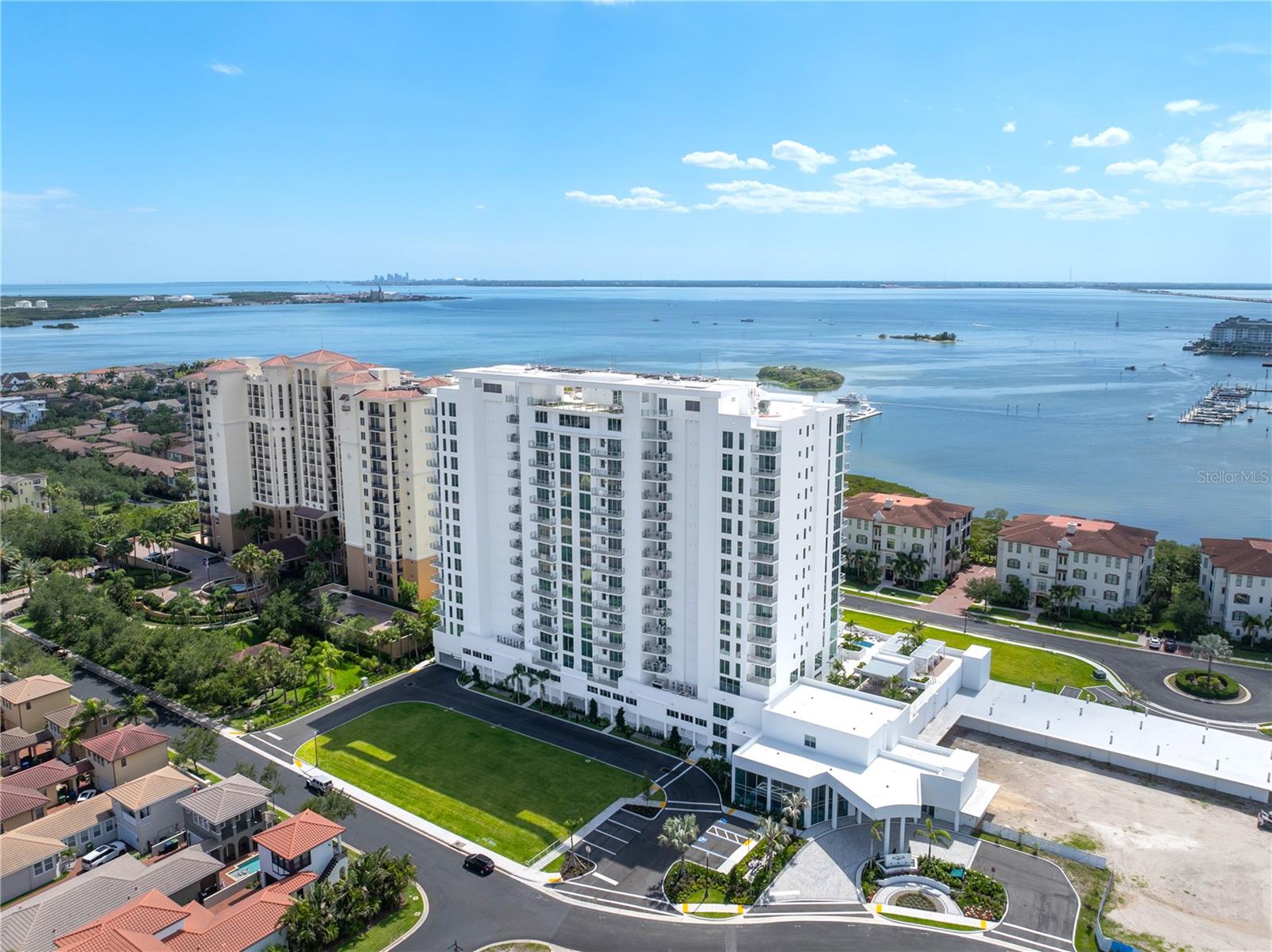 5713 Bowen Daniel Dr #602, Tampa