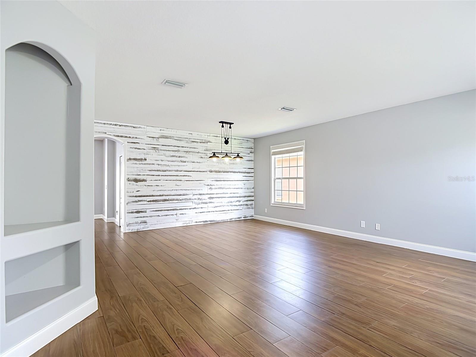 18316 CYPRESS HAVEN DR