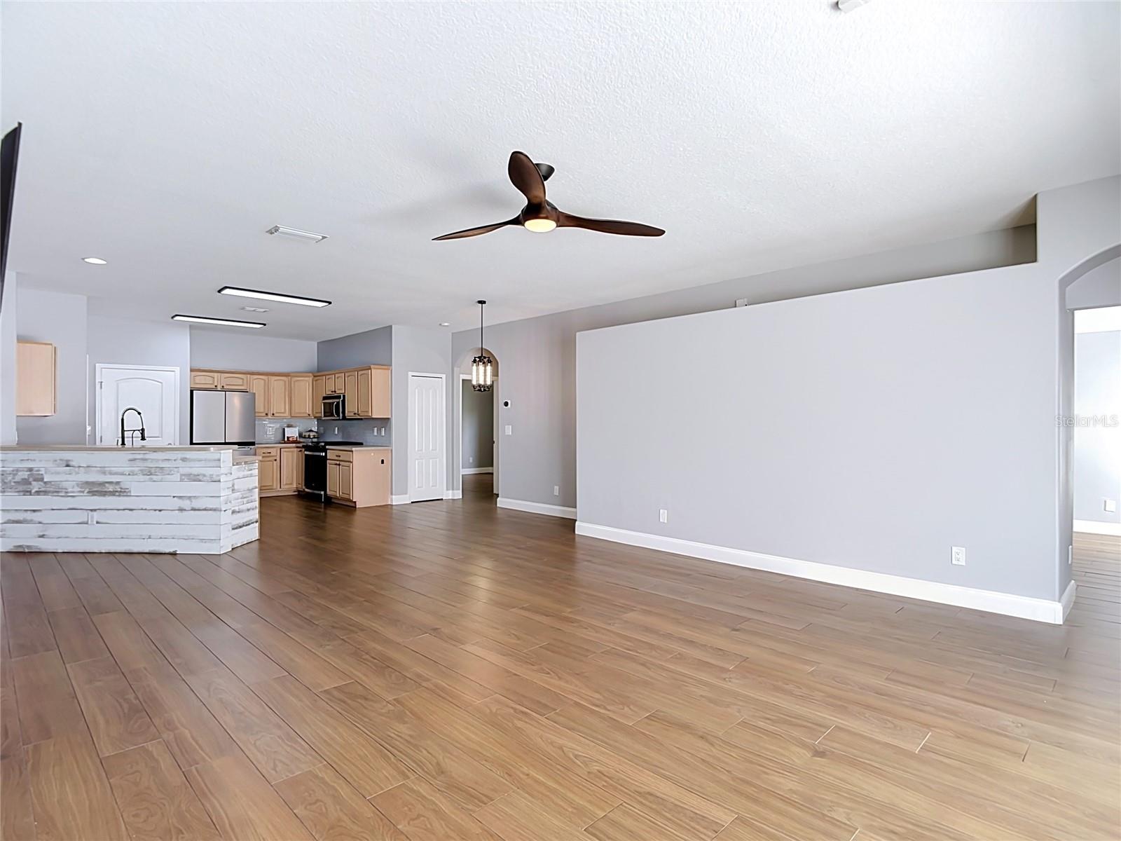 18316 CYPRESS HAVEN DR