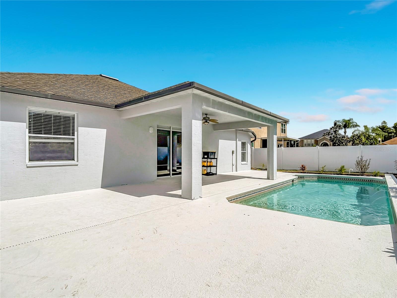 18316 CYPRESS HAVEN DR