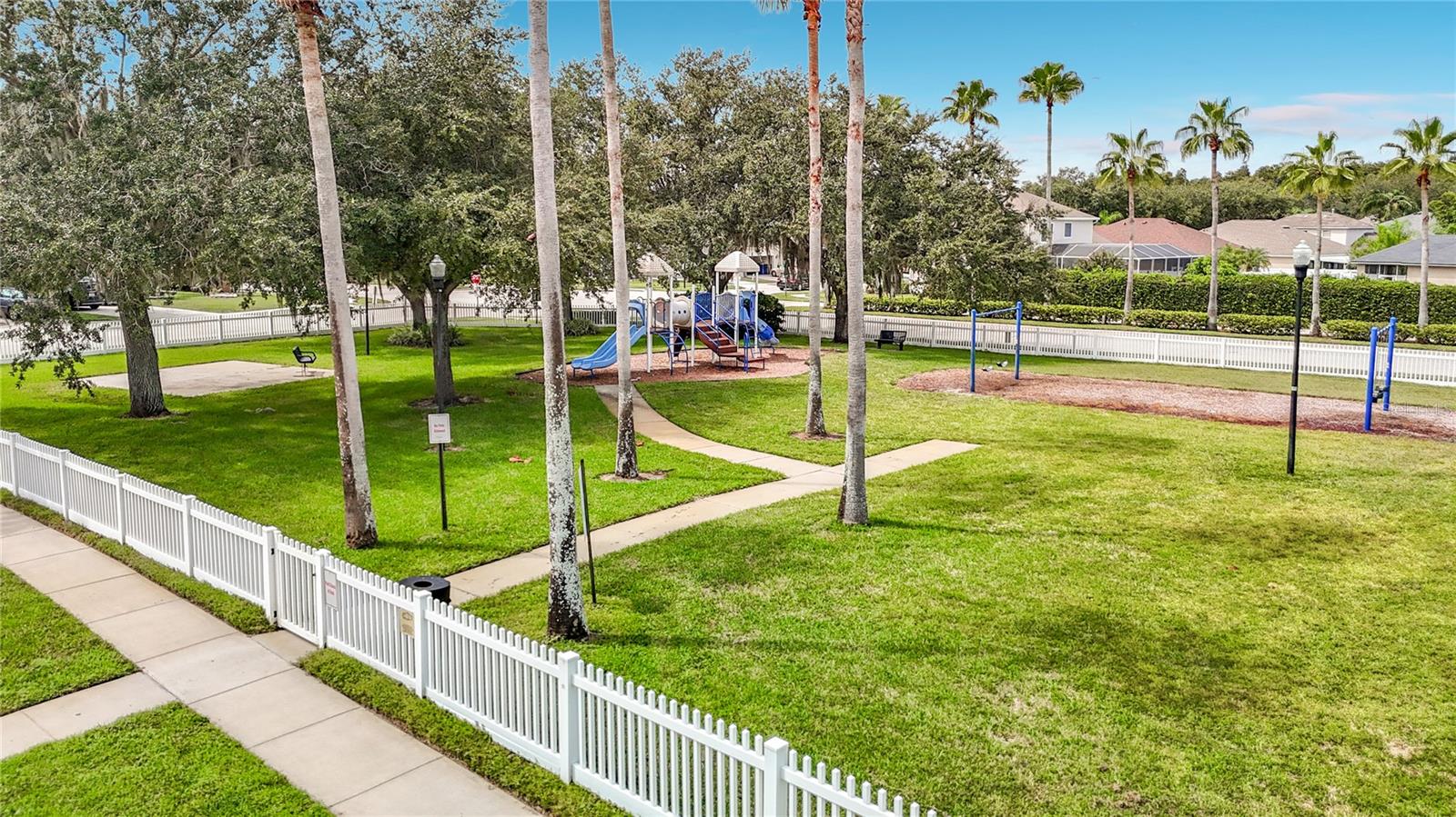 18316 CYPRESS HAVEN DR