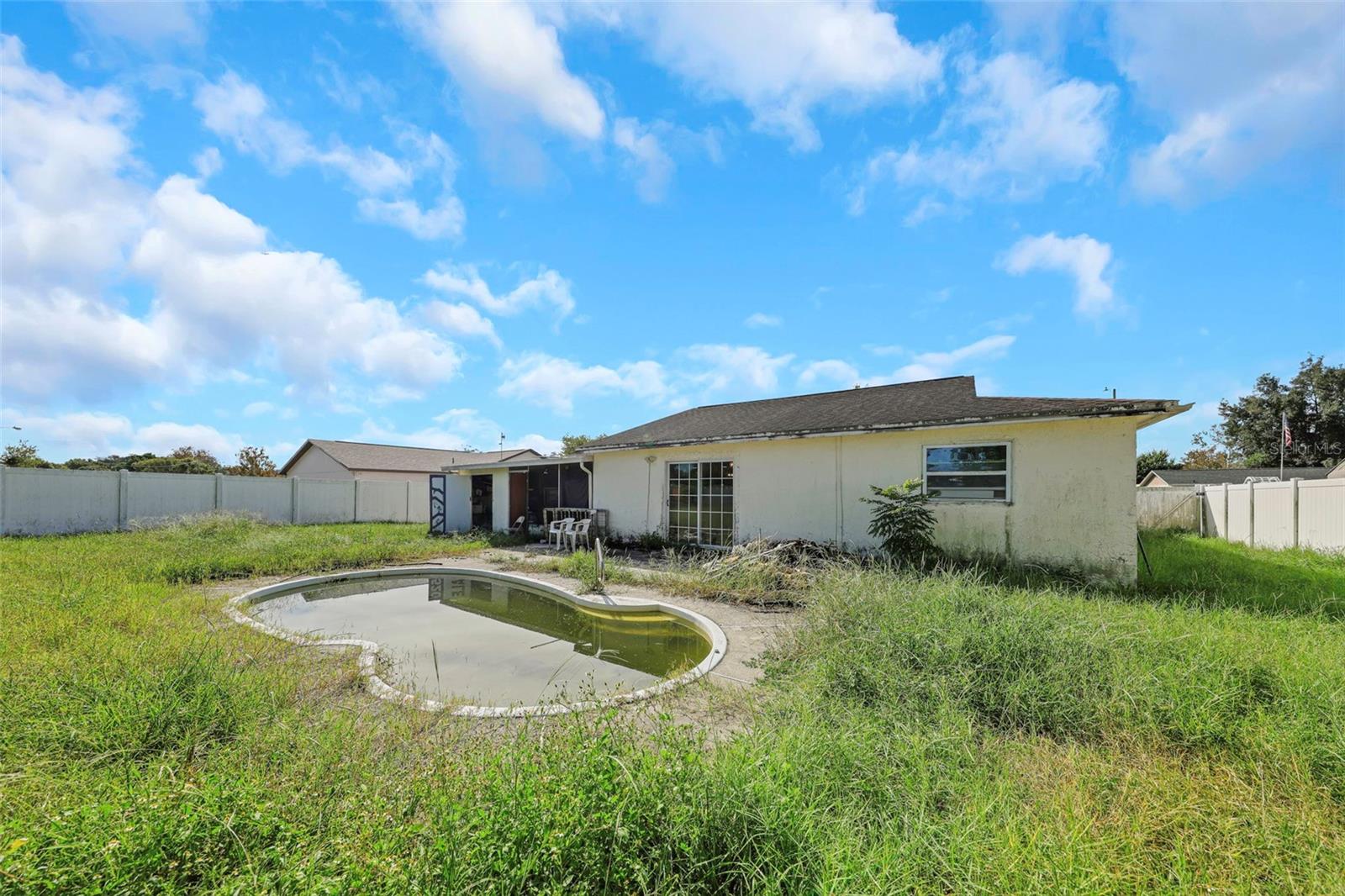 12023 MAHOGANY DR