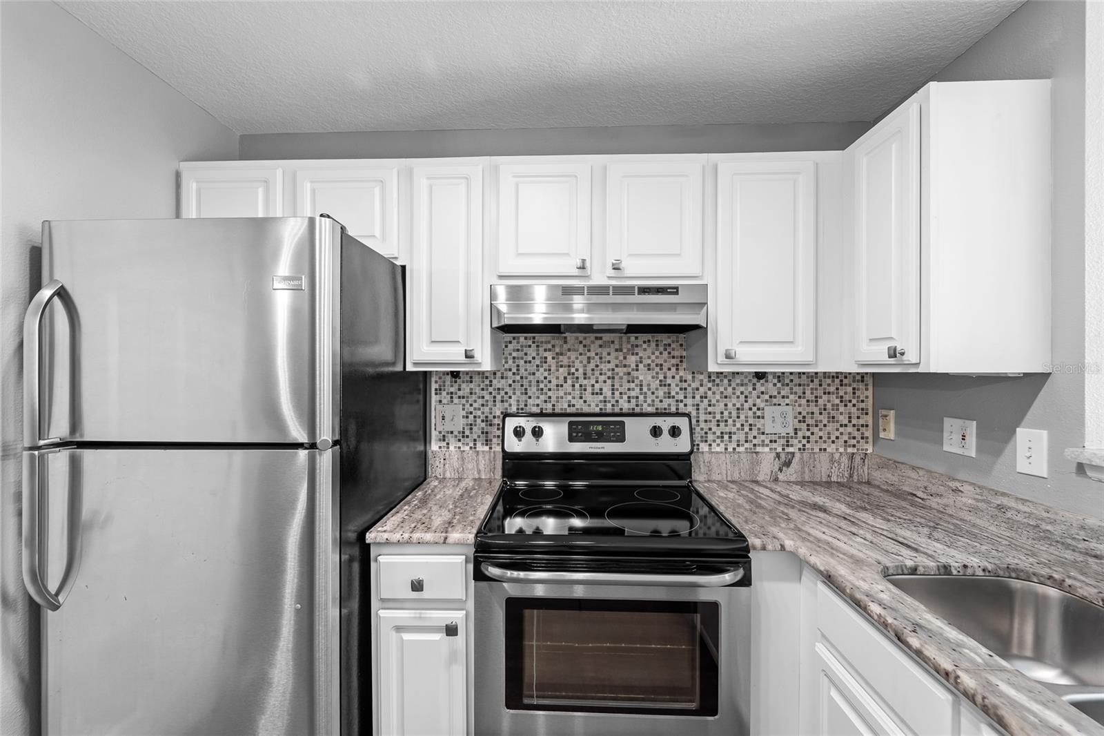 501 KNIGHTS RUN AVE #2324