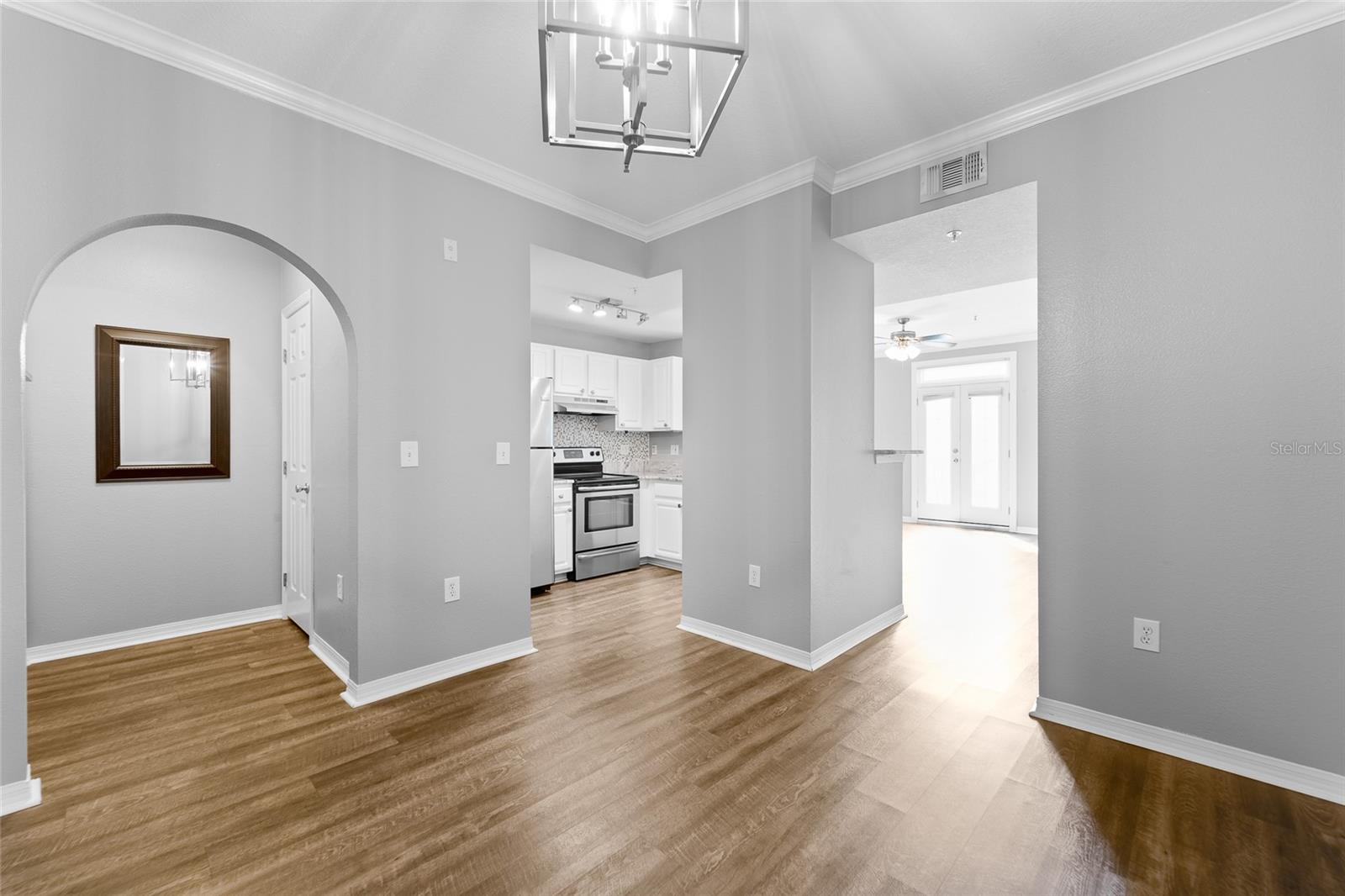 501 KNIGHTS RUN AVE #2324