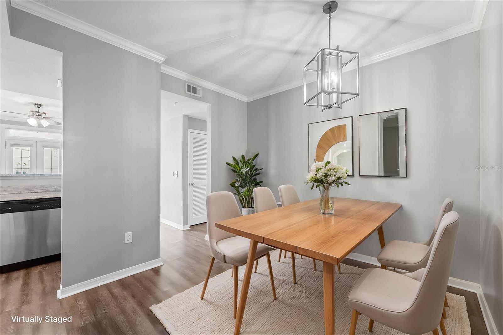 501 KNIGHTS RUN AVE #2324