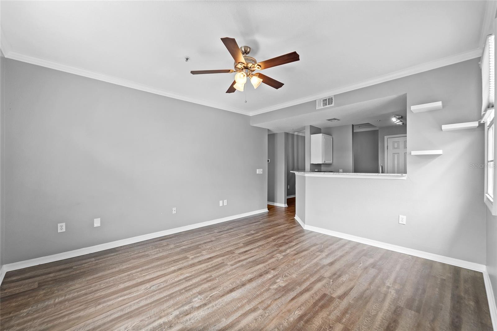 501 KNIGHTS RUN AVE #2324