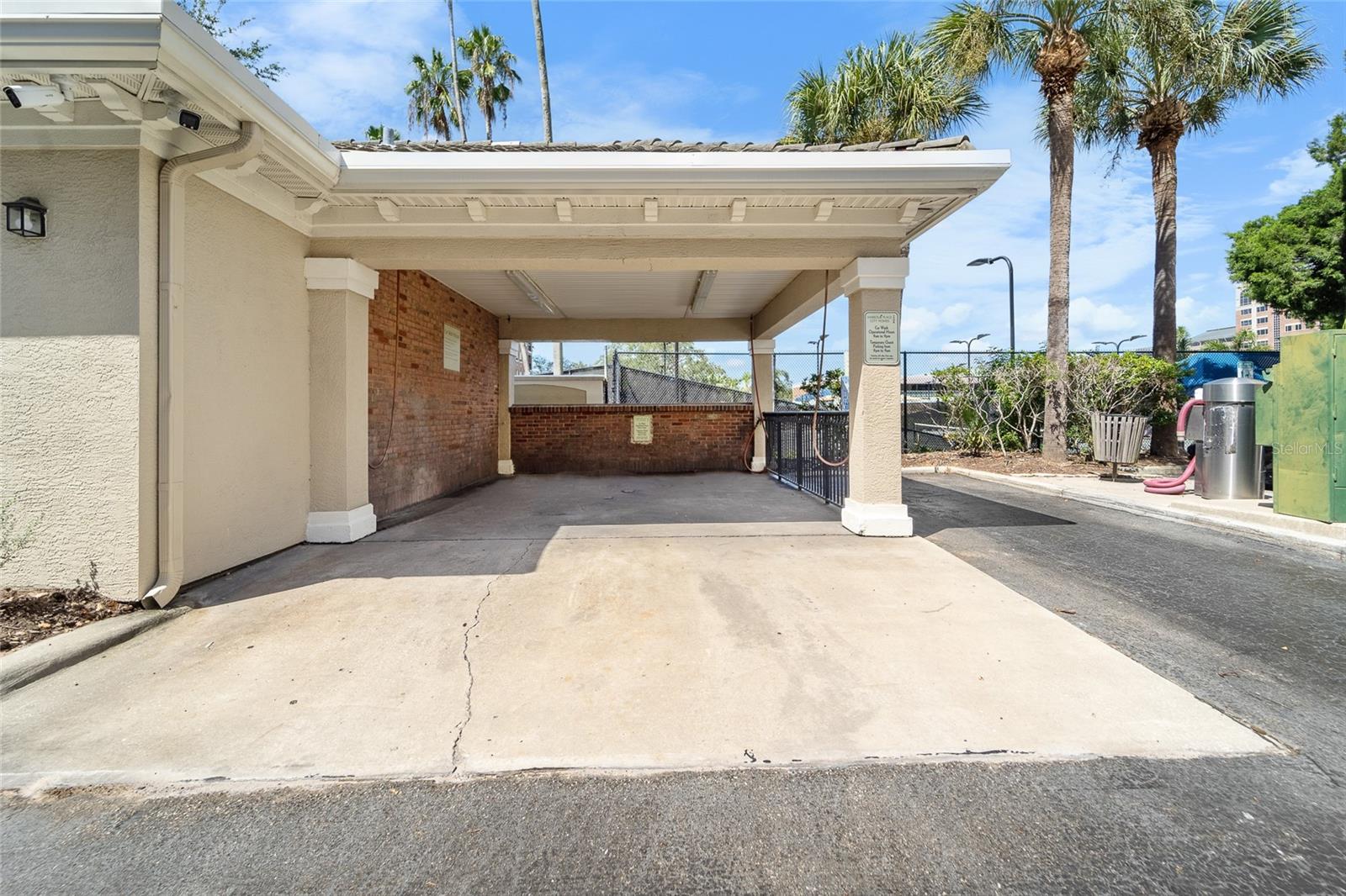 501 KNIGHTS RUN AVE #2324