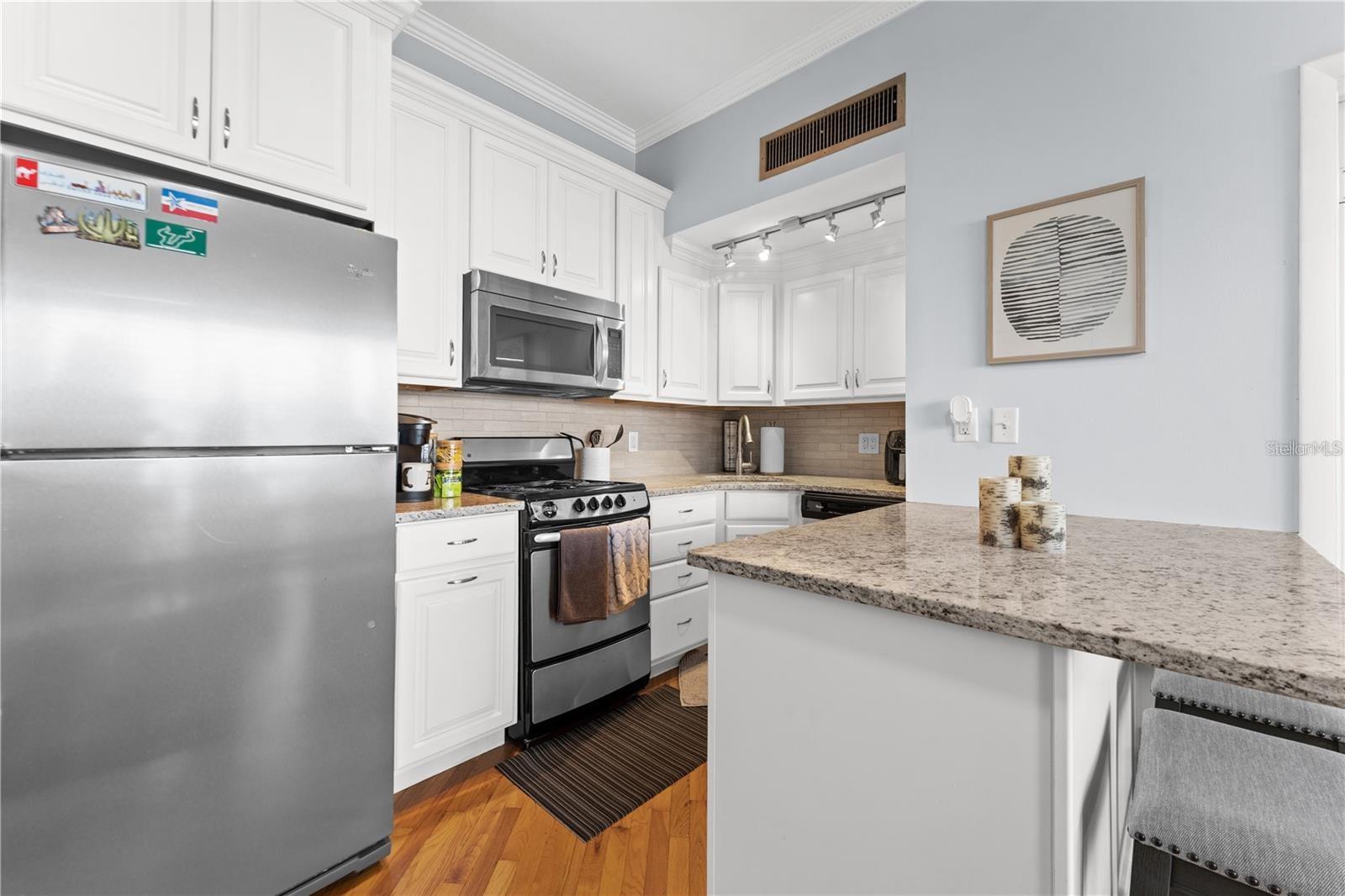 2109 BAYSHORE BLVD #303