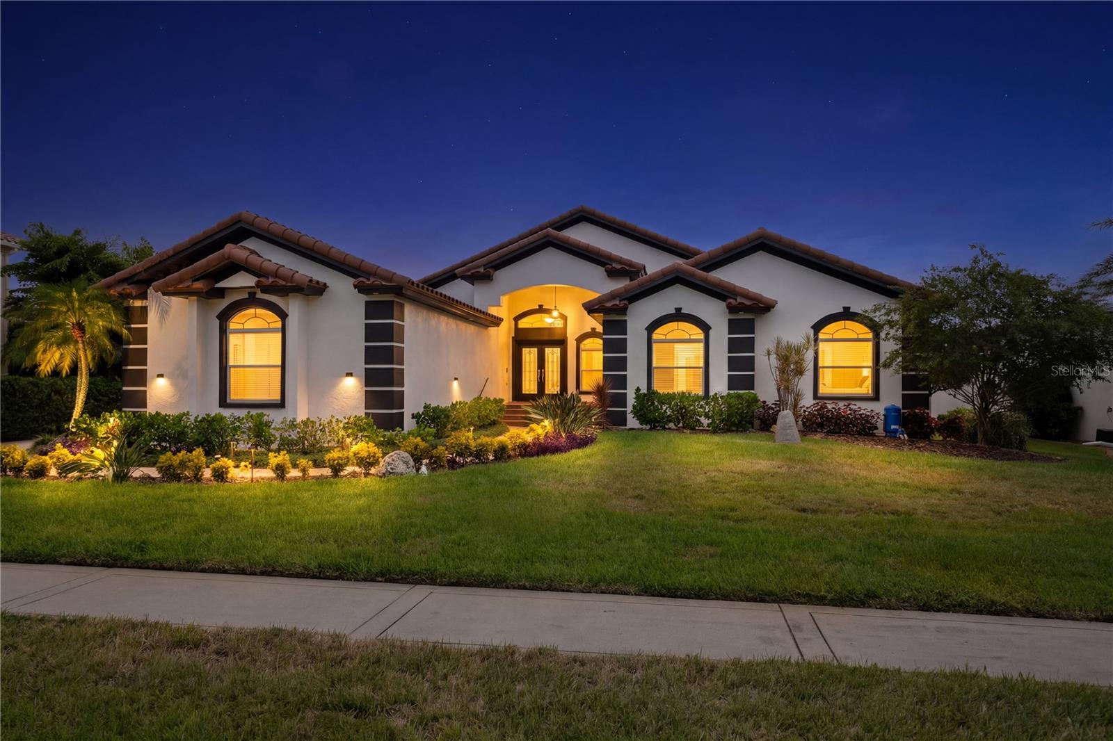 6402 RUBIA CIR