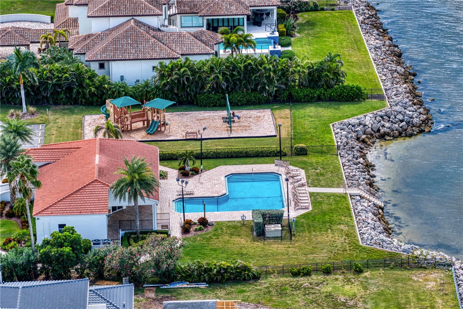 6402 RUBIA CIR