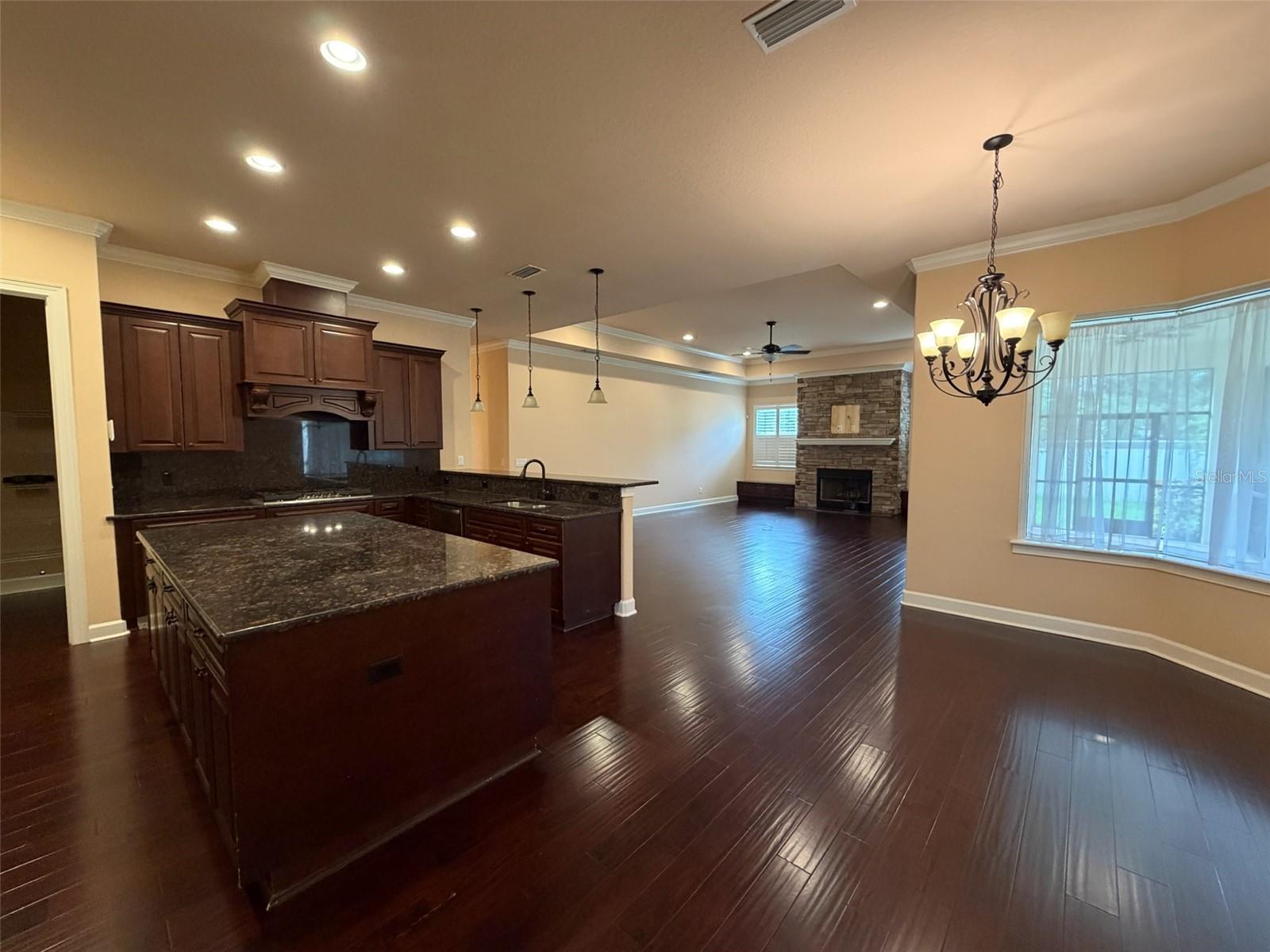 9650 MILANO DR