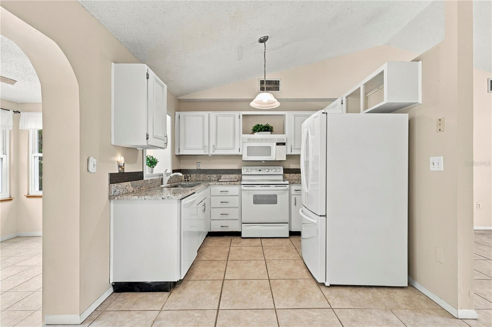 3431 VAN NUYS LOOP