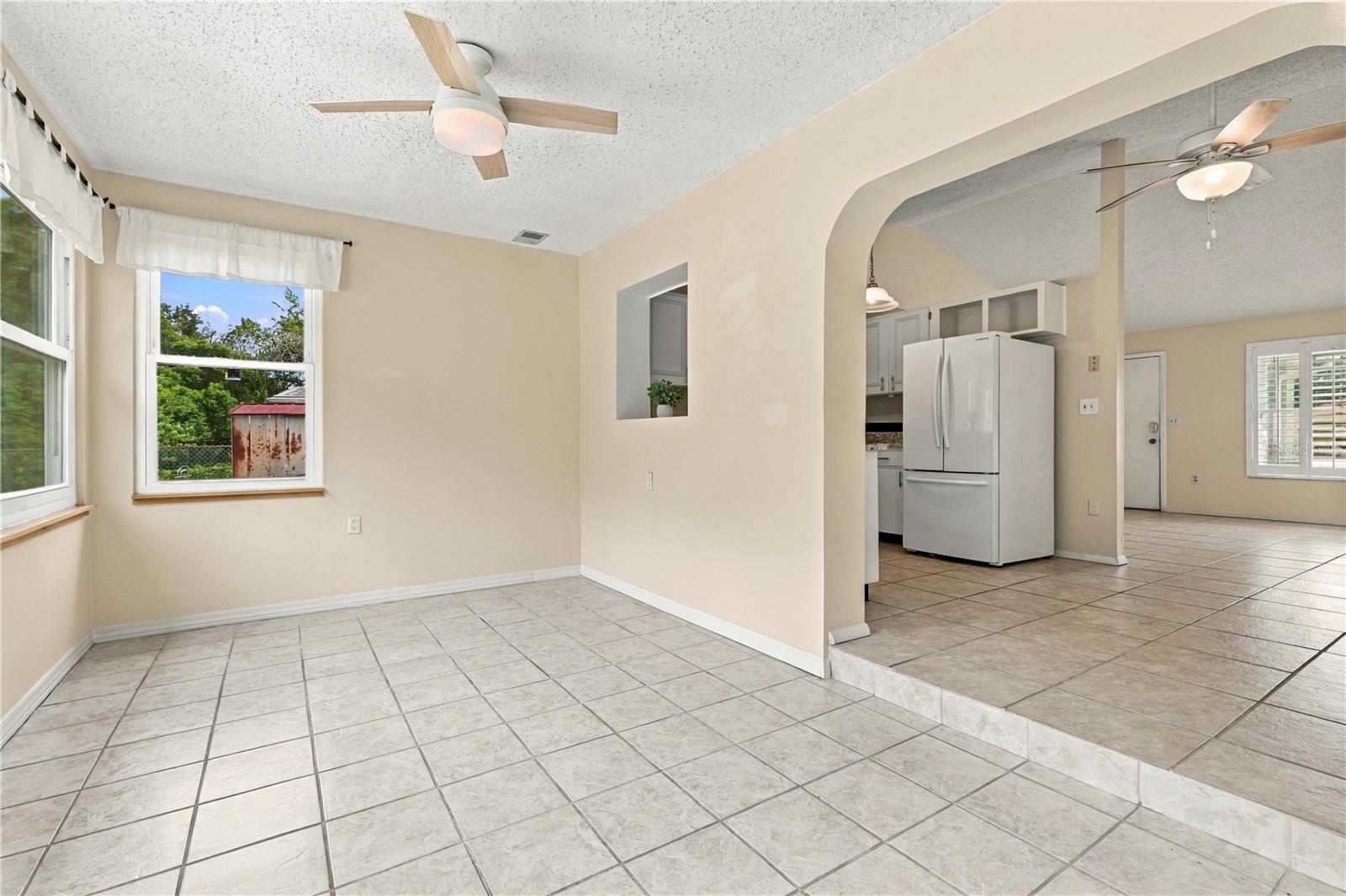3431 VAN NUYS LOOP