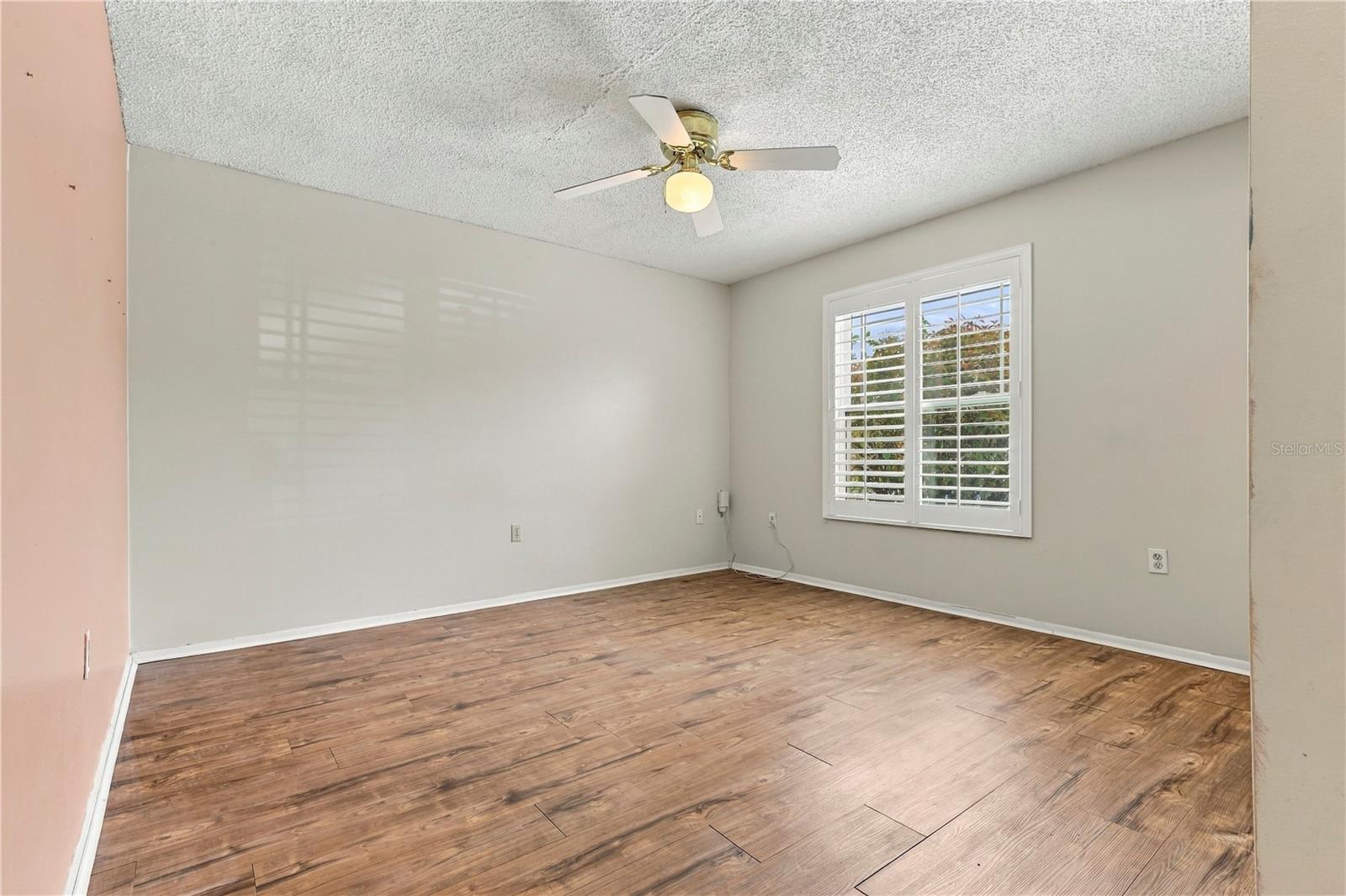 3431 VAN NUYS LOOP