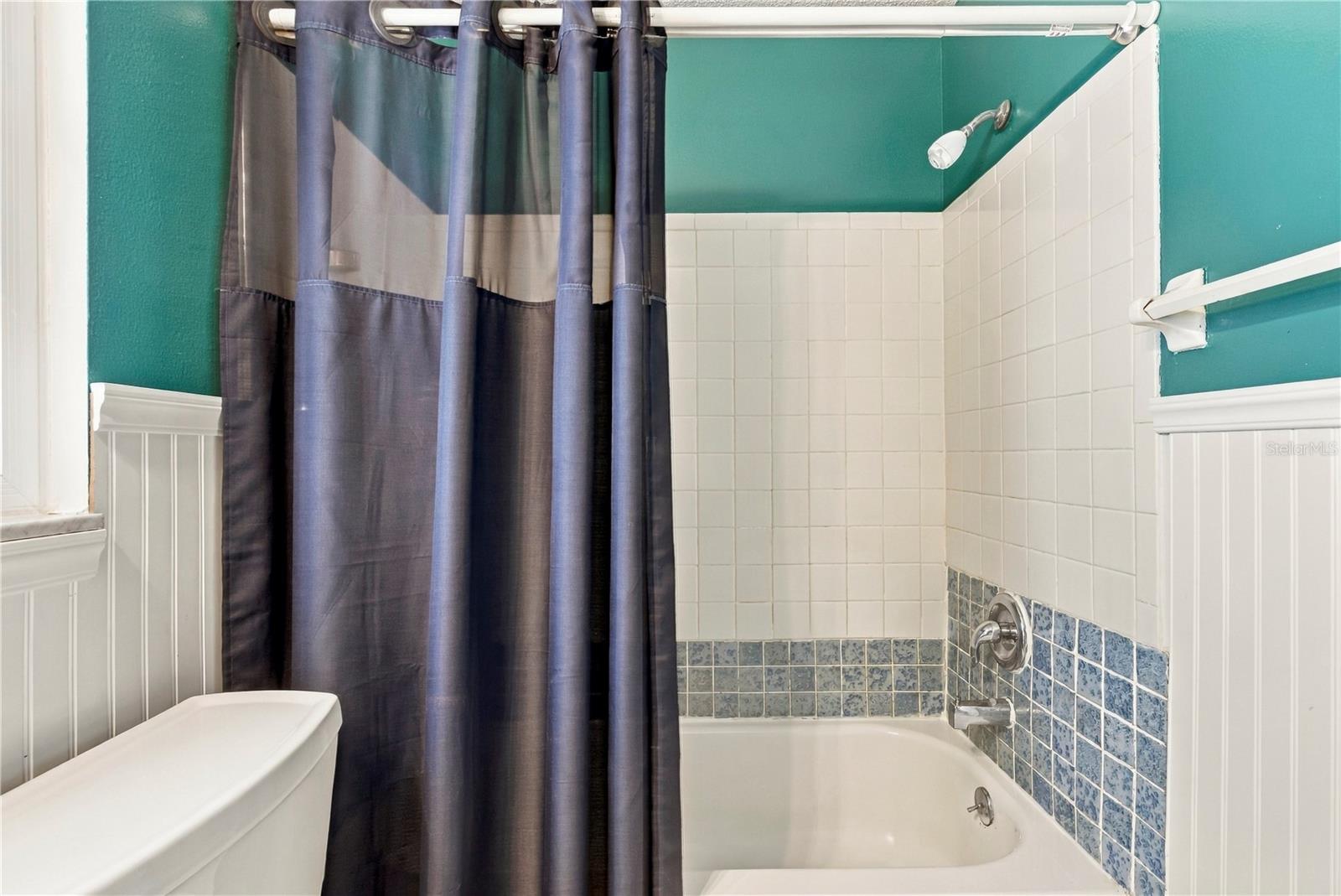 3431 VAN NUYS LOOP