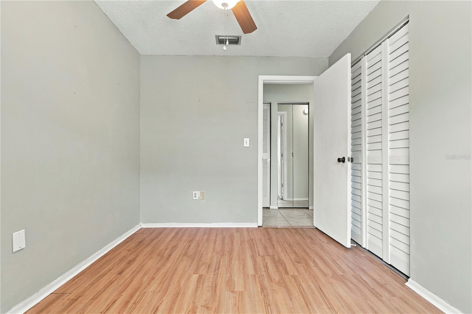 3431 VAN NUYS LOOP