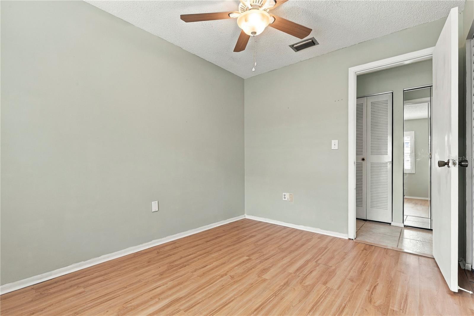 3431 VAN NUYS LOOP