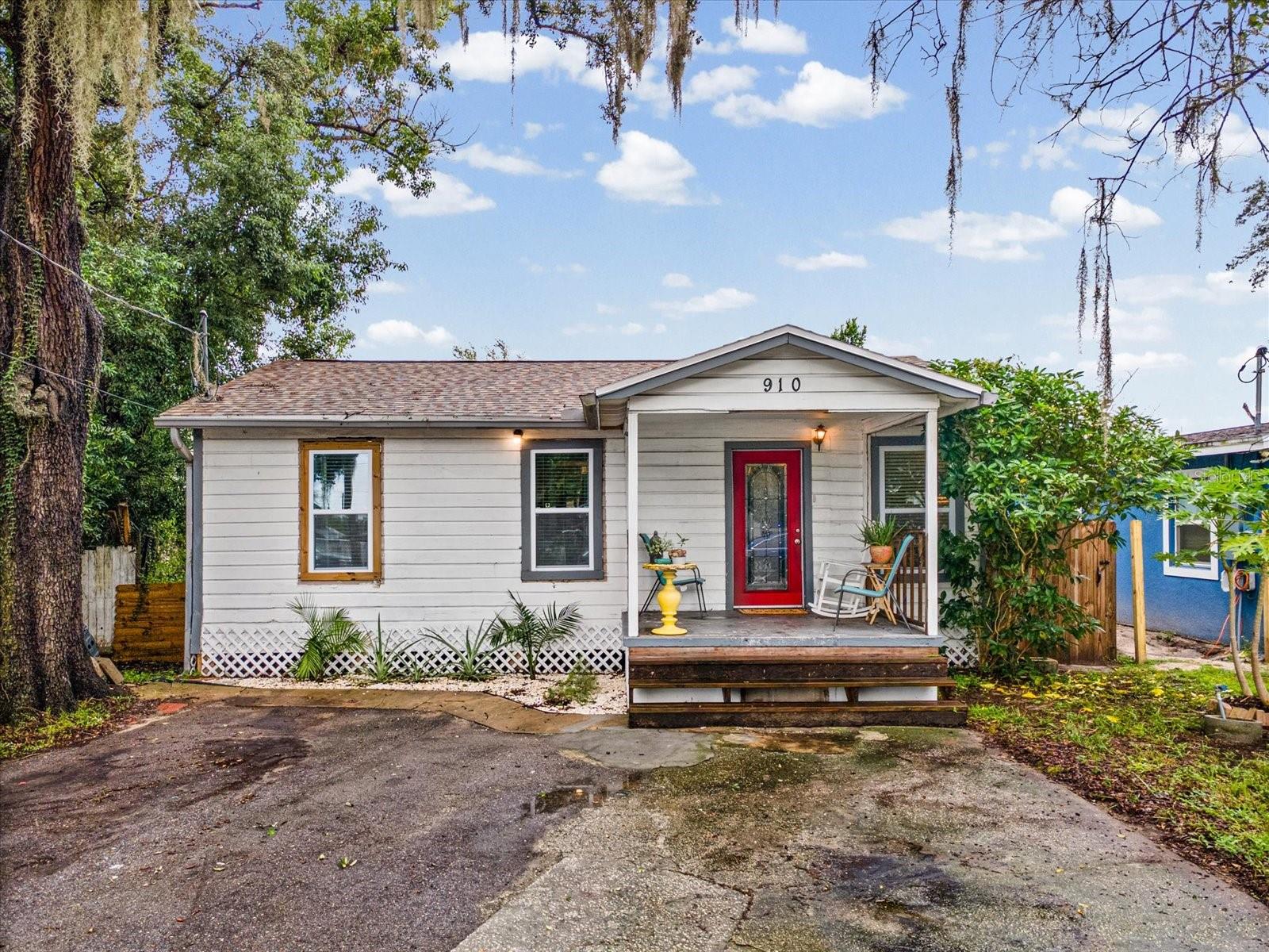 910 E ESKIMO AVE