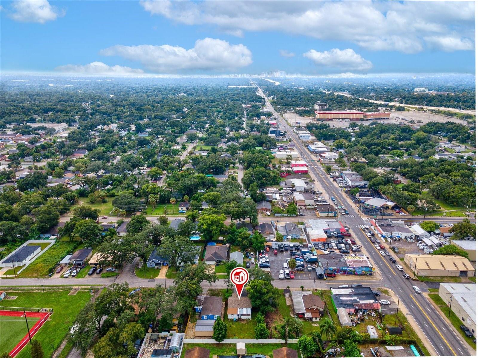910 E ESKIMO AVE