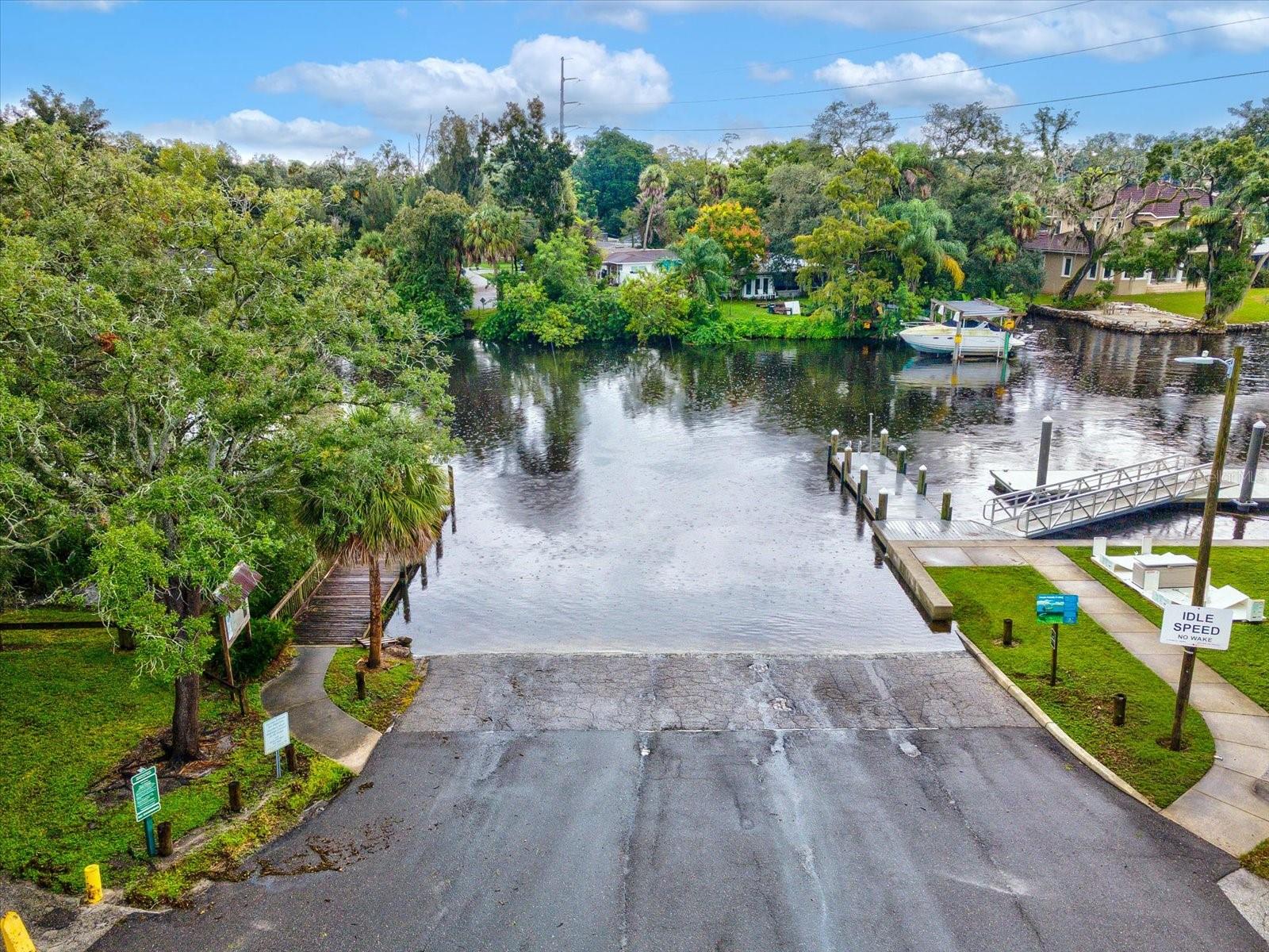 910 E ESKIMO AVE
