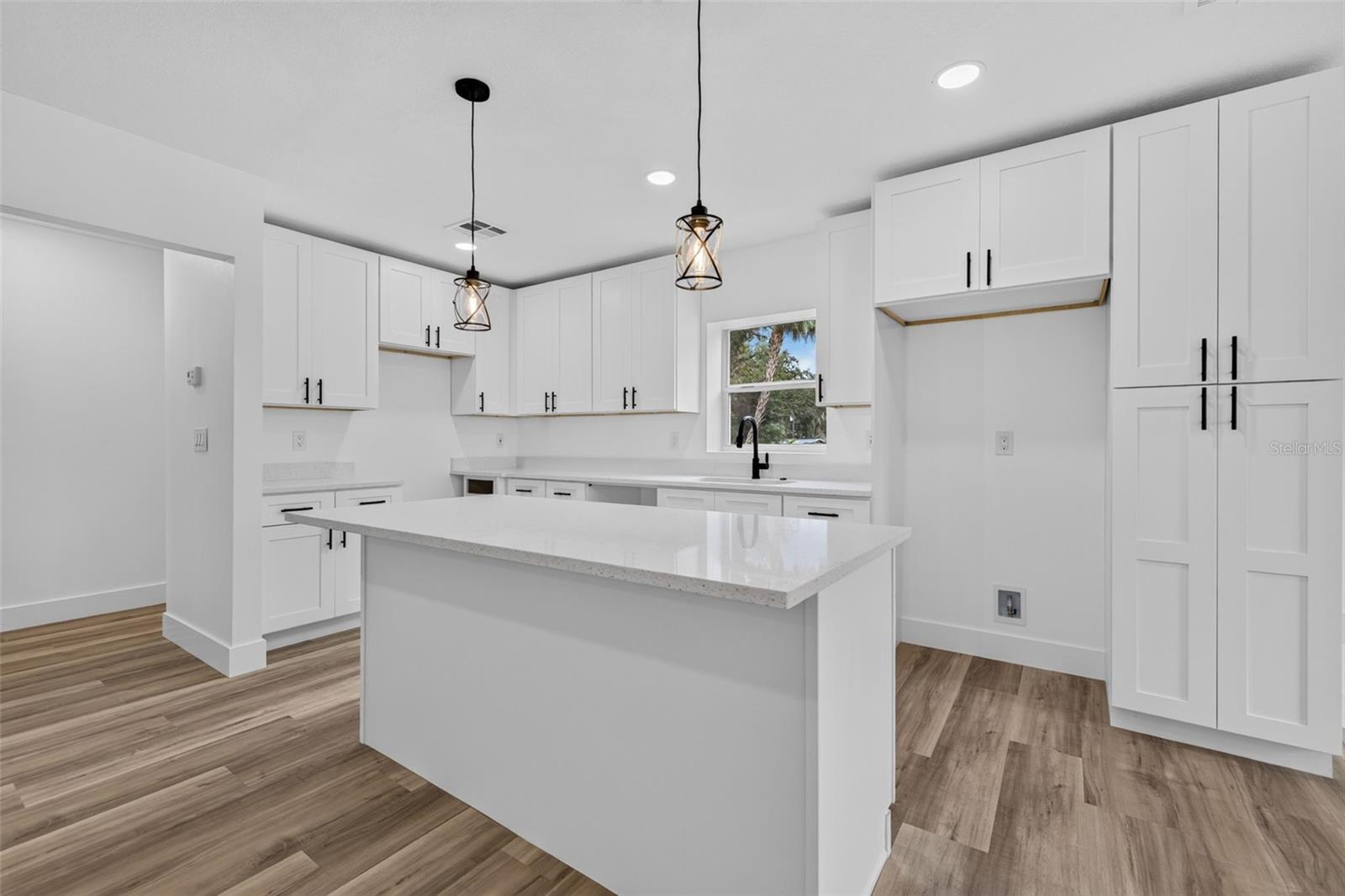 11317 SYLVAN GREEN LN