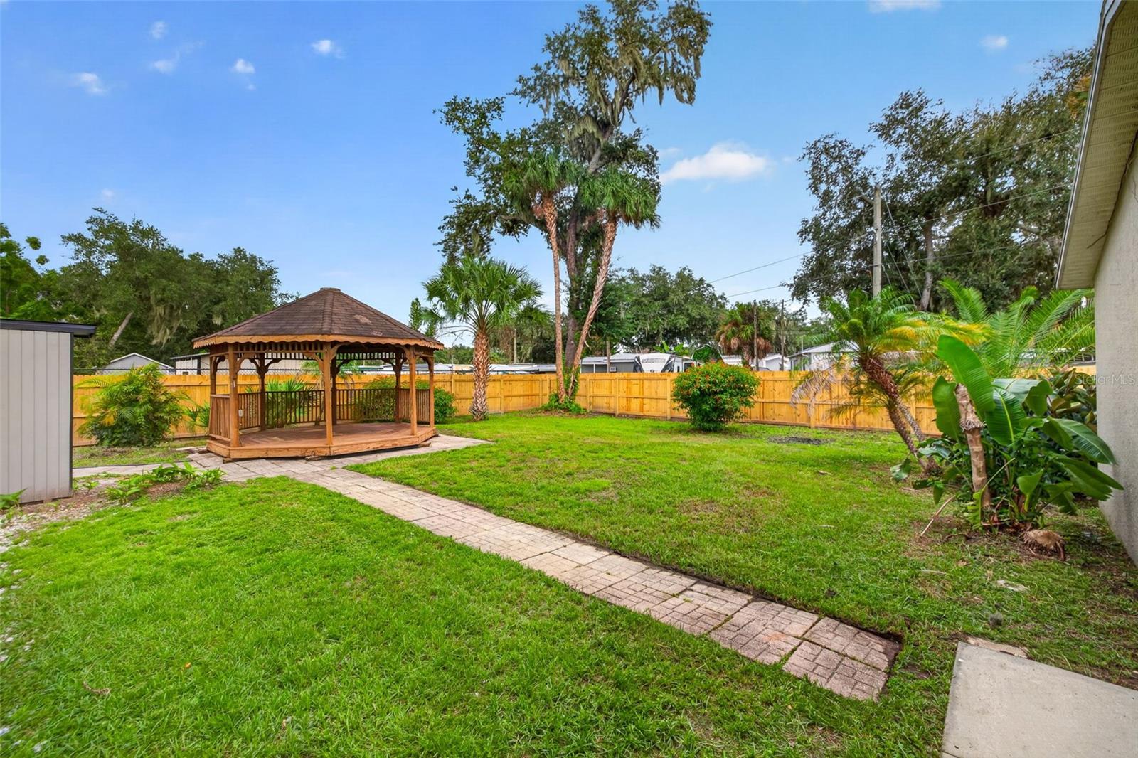 11317 SYLVAN GREEN LN
