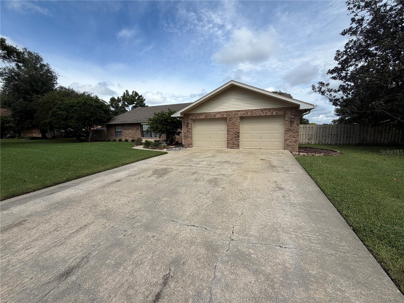 4614 DUXBERRY LN