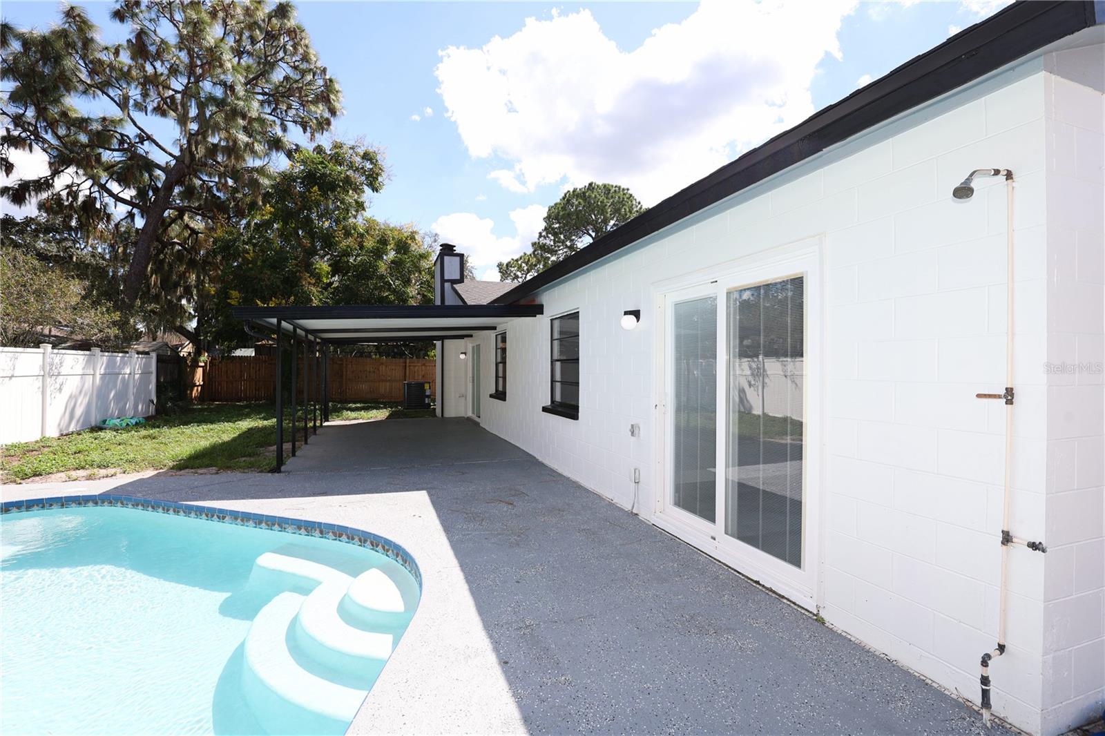 524 WYNNWOOD DR