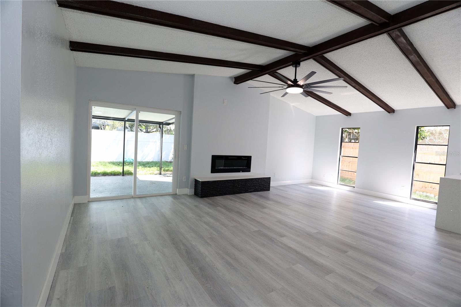 524 WYNNWOOD DR