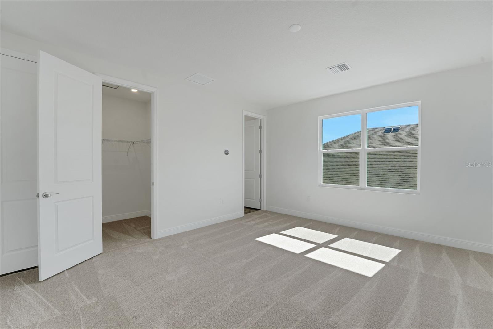 17546 VALLEYWOOD PKWY