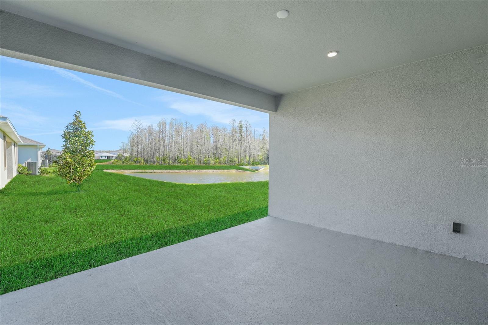 17546 VALLEYWOOD PKWY