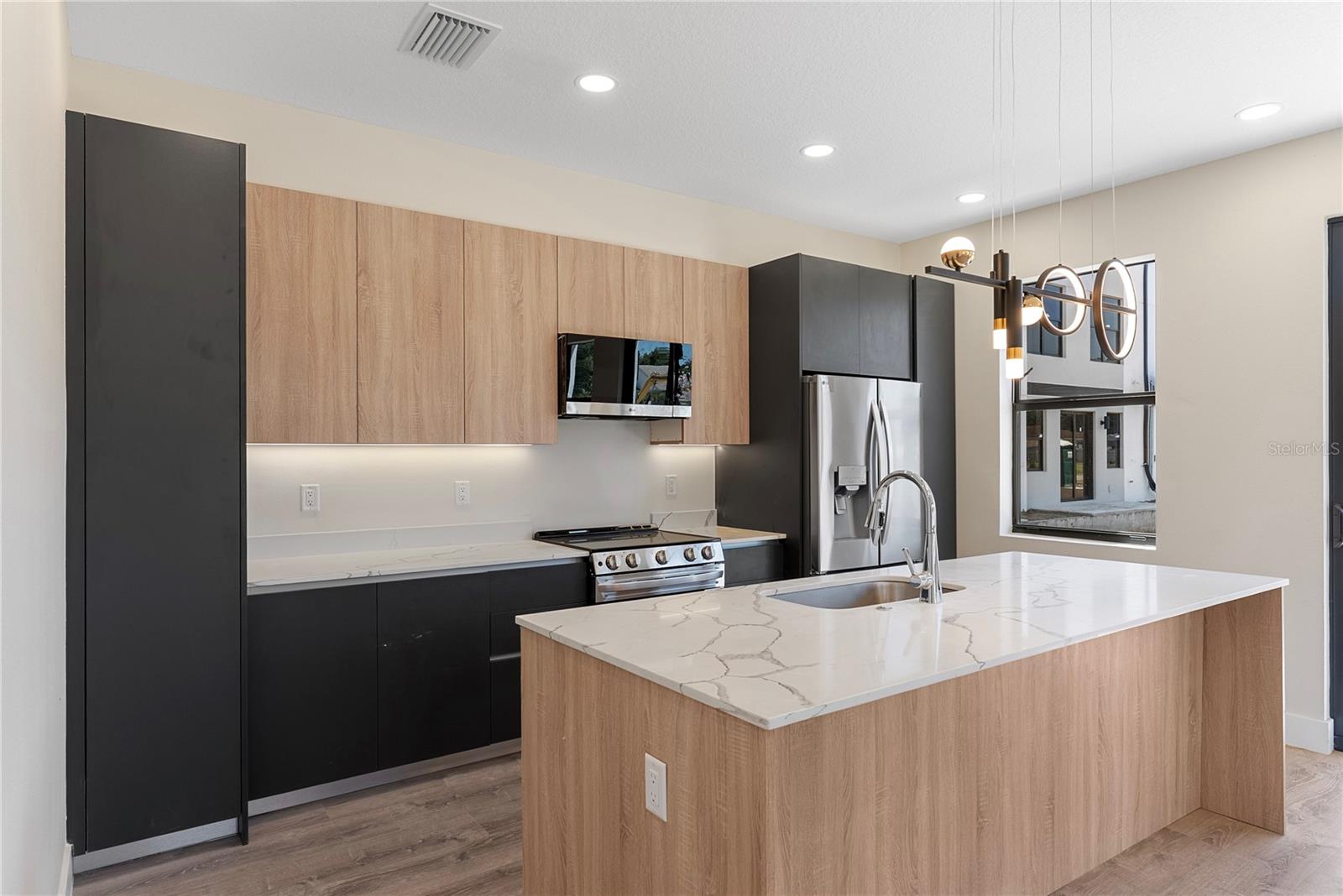 8409 MODANO PL