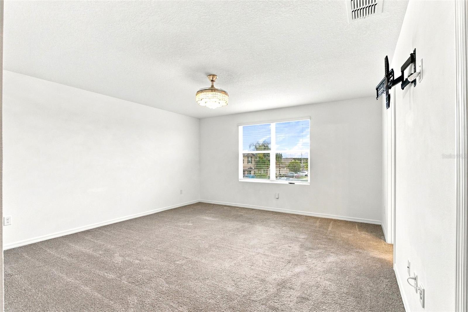 36801 YESLER DR