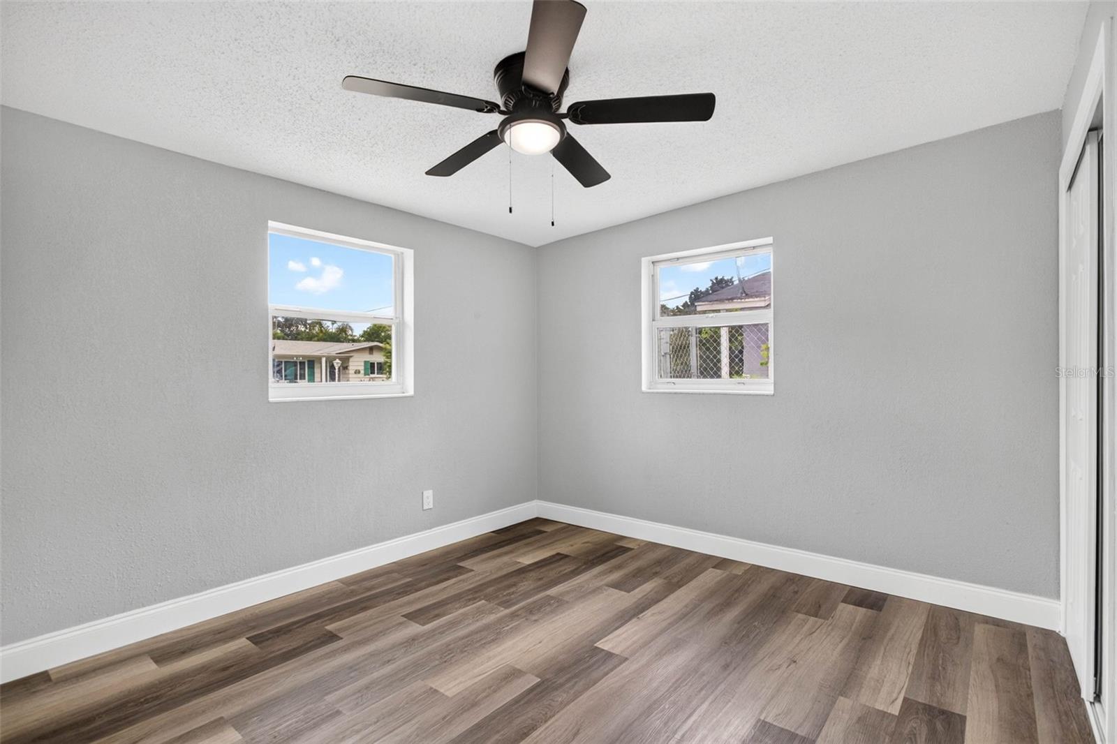 11031 HASSLE AVE