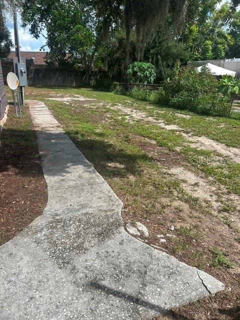 6719 CELESTE LN